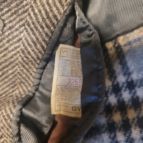 Classic Gray Herringbone Coat - Picture 14 of 16